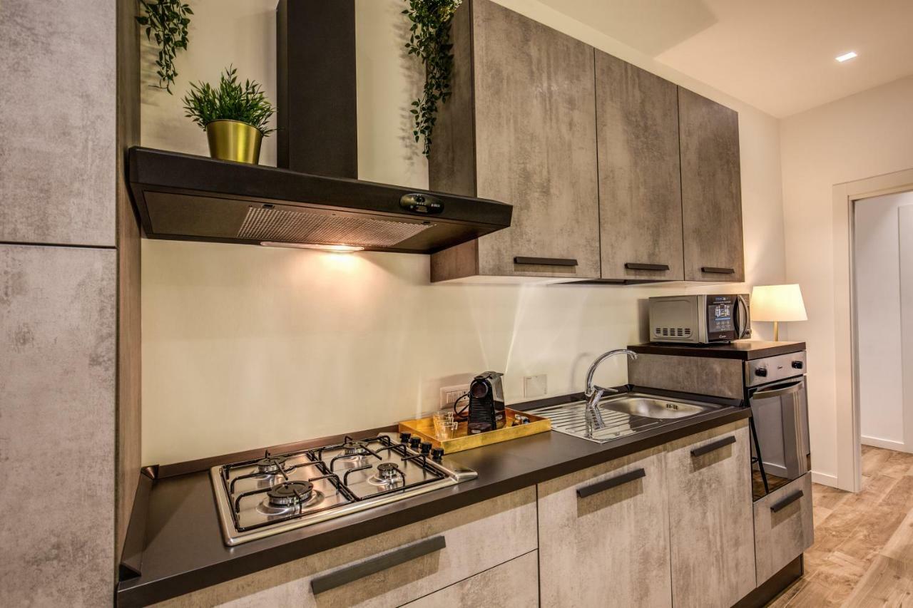 Lovely Rome Apartments - Historic City Center المظهر الخارجي الصورة